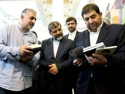 تاکید مخبر بر حل مشکلات و مسائل ناشران و کارخانه های تولید کاغذ ایرانی