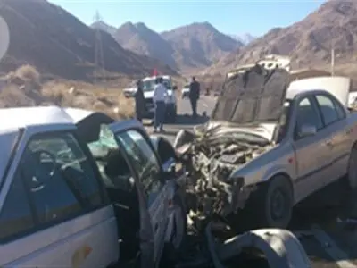 4 کشته و 2 مجروح حاصل حادثه رانندگی جاده ساروق به کمیجان