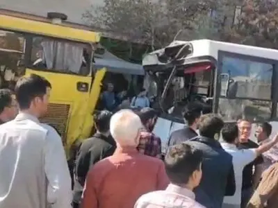 جزئیات تصادف دو اتوبوس در خیابان شیخ صدوق مشهد