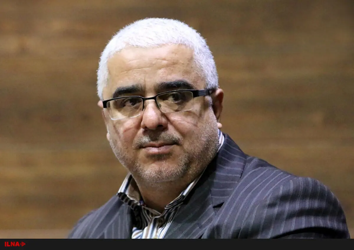 نمایندگان اسیر پوپولیسم نشوند/ اقتدار مجلس به حذف کردن نیست
