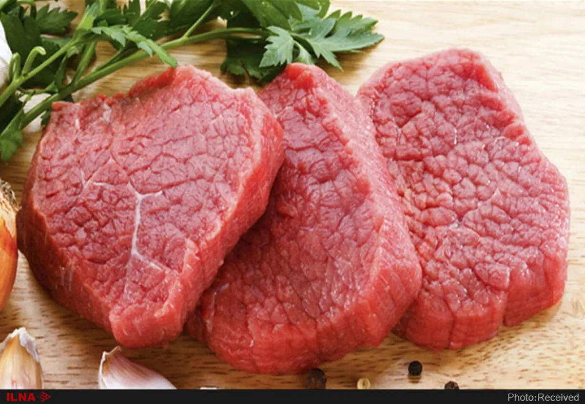 کرونا عرضه گوشت قرمز را کاهش داد/ به‌رغم افزایش قیمت گوشت، قیمت خرید از دامداران بدون تغییر ماند/ کسی آلایش‌ها را نمی‌خرد