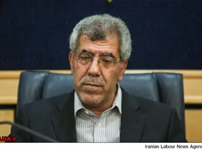 نامشخص بودن خطوط قرمز‌ برای دانشجویان در دانشگاه/ دانشجویان بین خطوط قرمز نهاد‌ها و مسئولان گیر افتاده‌اند