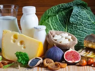 ۱۱ خوردنی مهم برای تقویت و پوکی استخوان