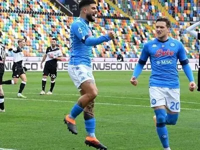 پیروزی ناپولی مقابل پارما