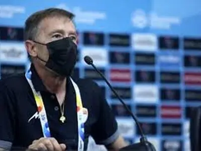 استوری بامزه مربی اسپانیایی استقلال درباره ترافیک تهران + عکس