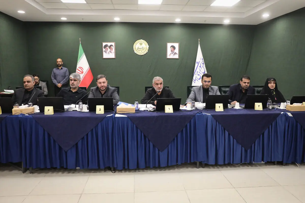 جلسه علنی امروز مجلس برگزار شد/ طرح مقابله با نفوذ بیگانگان در دستور کار نمایندگان