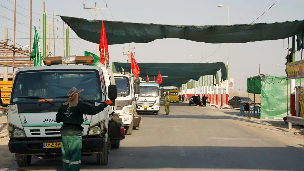 ۳۲۰ نیروی پاکبان شهرداری شیراز در خدمت زائران اربعین در شلمچه