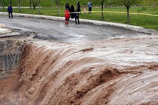 
ضرورت آمادگی همه‌جانبه دستگاه‌ها پیش از فصل بارش برای مقابله با سیلاب‌های احتمالی