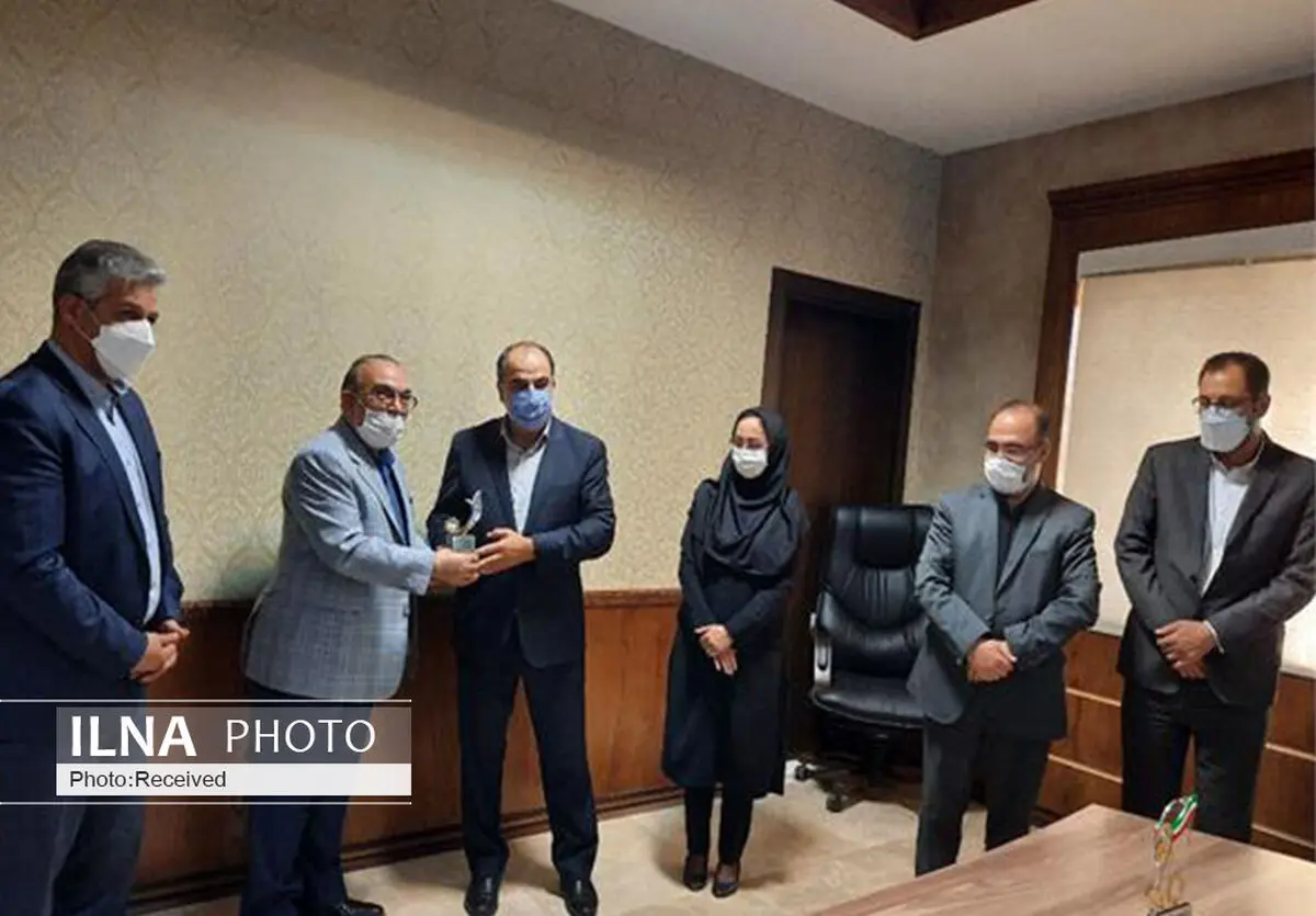 تجلیل از یک واحد تولیدی شهرک صنعتی البرز در جشنواره امتنان