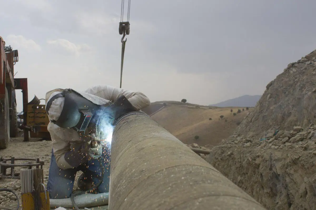 اتمام عملیات گازرسانی به مجتمع روستایی آویهنگ تا دهه فجر 