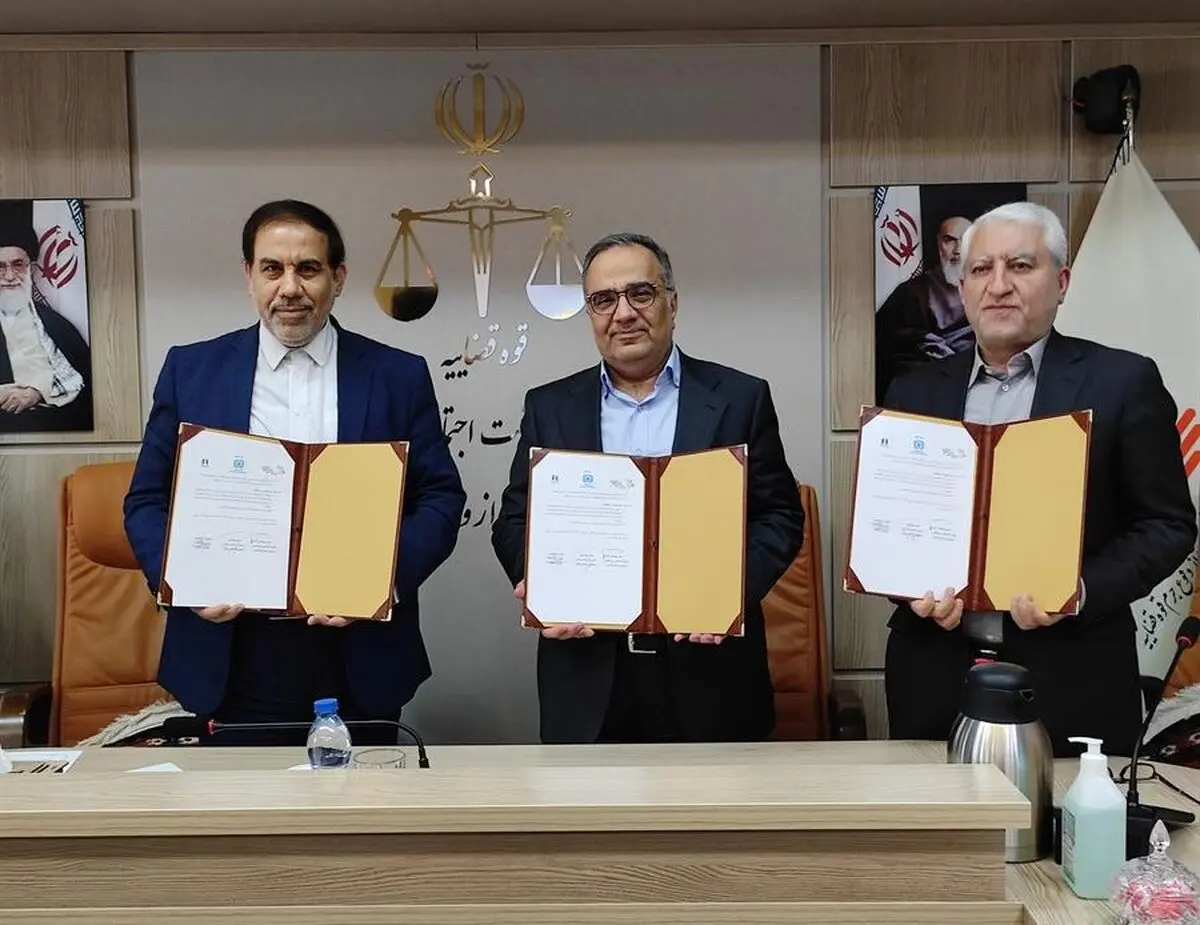 شناسایی و اطلاع‌رسانی بسترهای آسیب‌زا مانع عوارض دامن‌گیر آن در جامعه می‌شود
