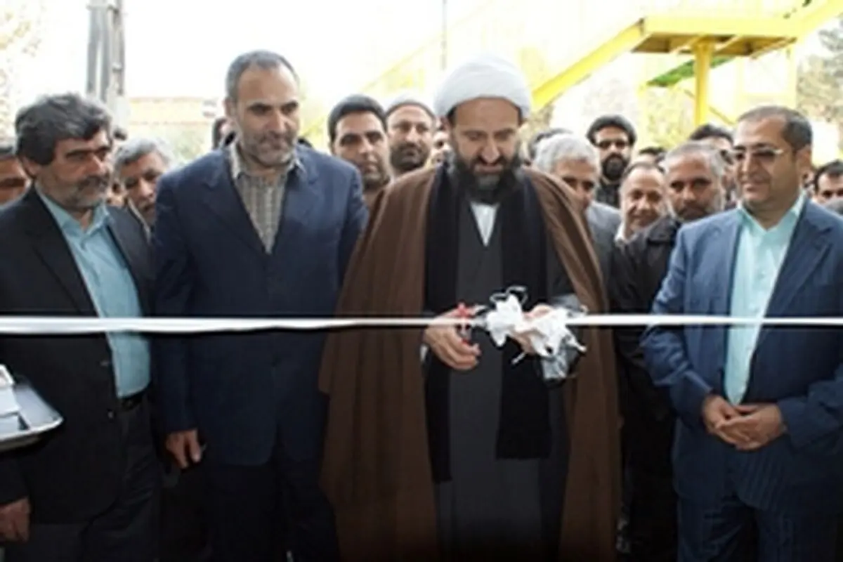 نمایشگاه بزرگ کتاب شهرستان قرچک افتتاح شد