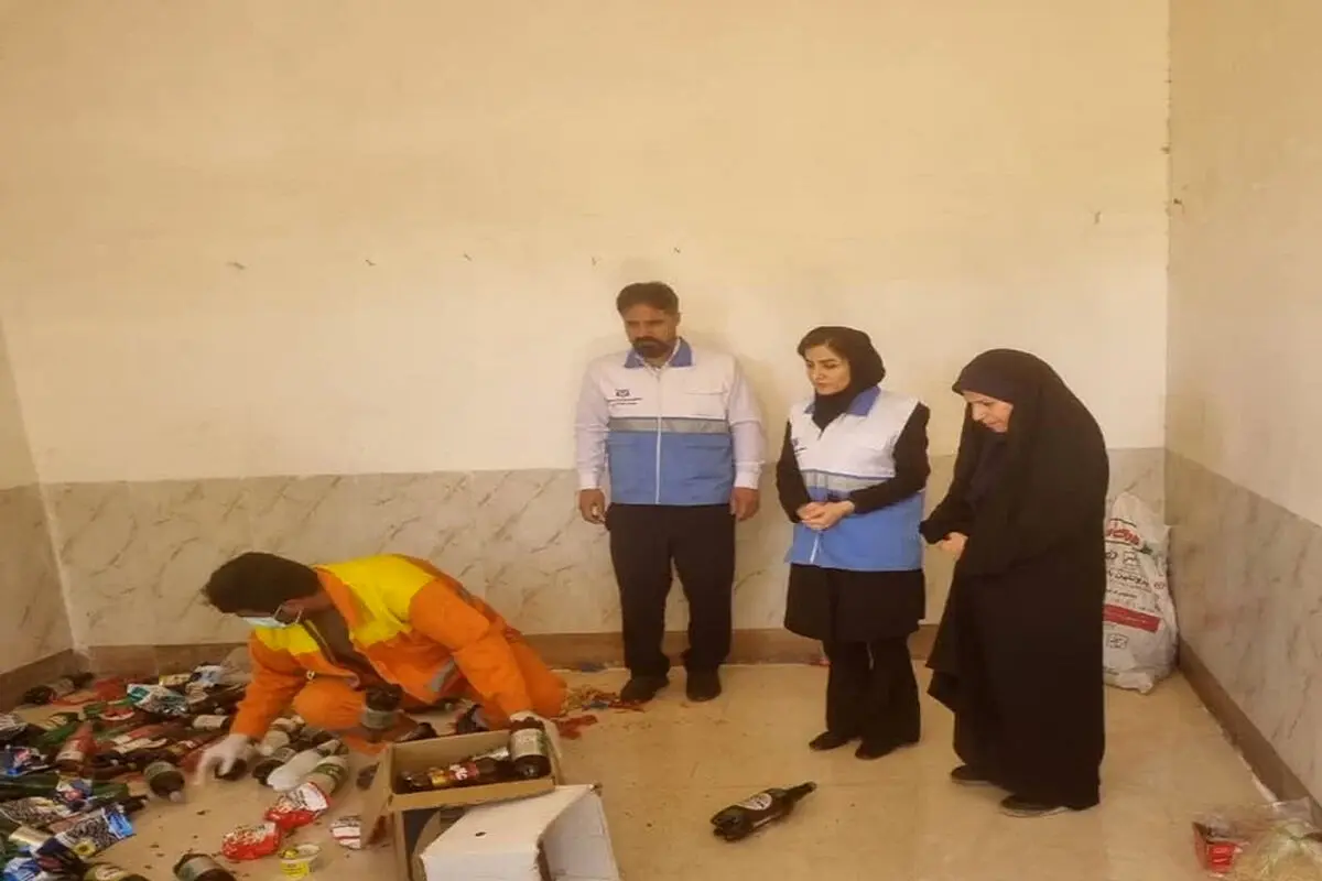 مواد غذایی فاسد در شهرستان تاکستان معدوم شد