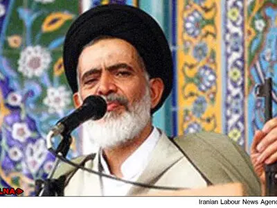 امامان جمعه اهل تسنن و تشیع و فرماندار خنج درگذشت حجت الاسلام نوربخش را تسلیت گفتند