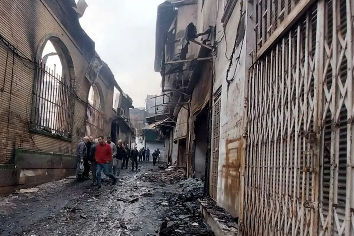 تخریب کامل ۳ سرای قاجاری بازار تاریخی رشت در ناآرامی‌های اخیر/ امکان مرمت بناها دیگر وجود ندارد