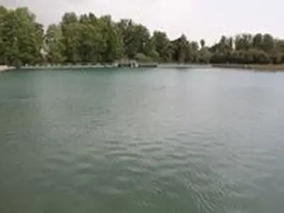 لایروبی دریاچه سراب‌گرم شهرستان سرپل ذهاب/ افزایش کیفیت آب مصرفی شهروندان
