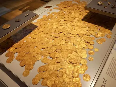 بیرون آمدن بزرگ‌ترین گنج اروپا از زیر خاک