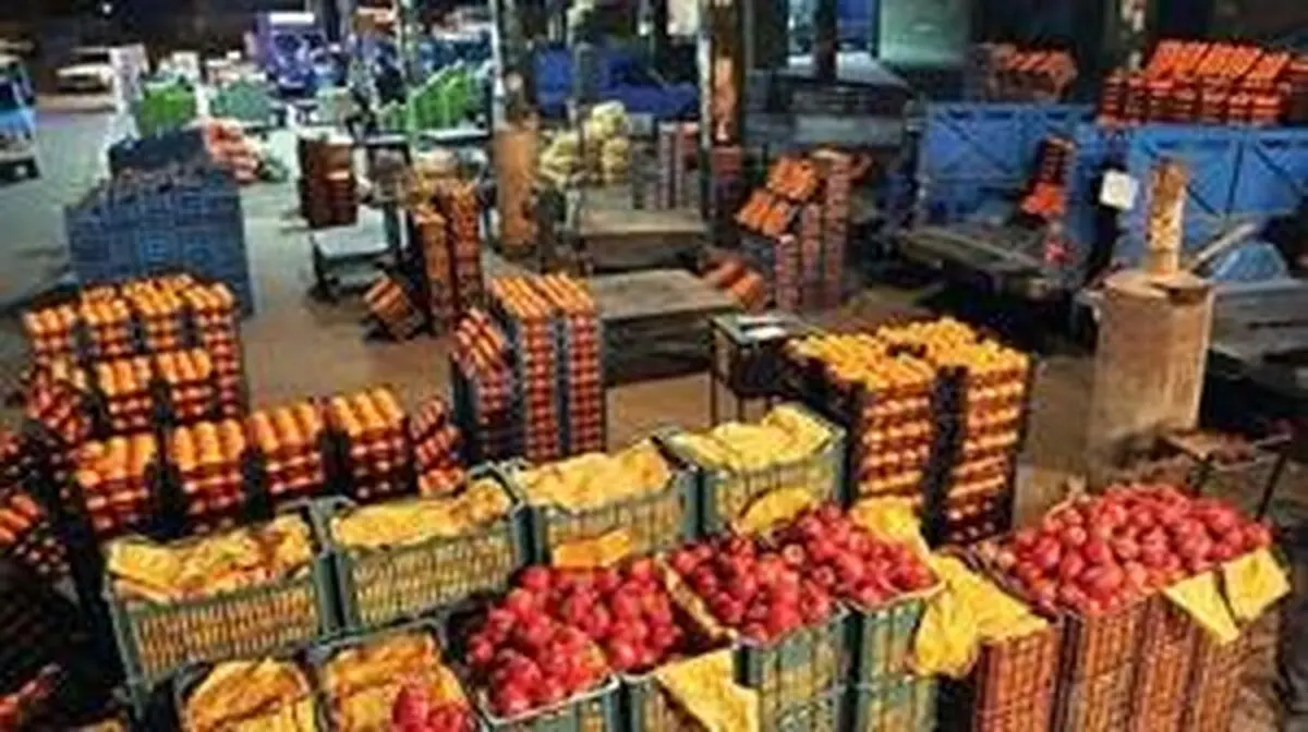 عرضه میوه نوروزی در ۱۳ نقطه از سطح شهر تبریز