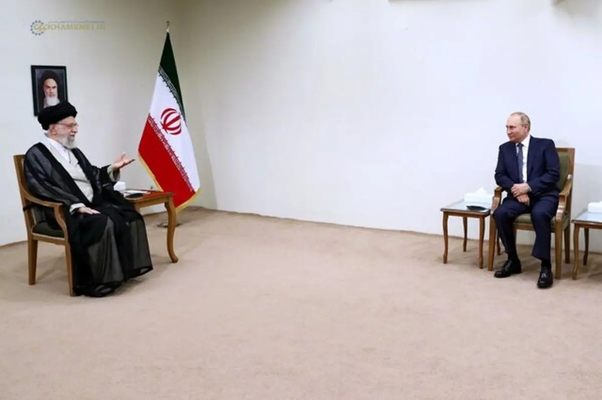 دلار را باید به تدریج از مسیر معاملات جهانی خارج کرد/ اگر جلوی ناتو گرفته نمی‌شد، آنها مدتی بعد به بهانه کریمه جنگ راه می‌انداختند