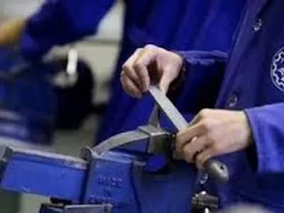 صنایع کوچک ستون اصلی خلاقیت و تولید در کشور / حمایت از سرمایه‌گذاران در قالب طرح‌های تشویقی