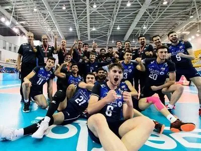 قهرمانی در غیاب بچه معروف‌ها