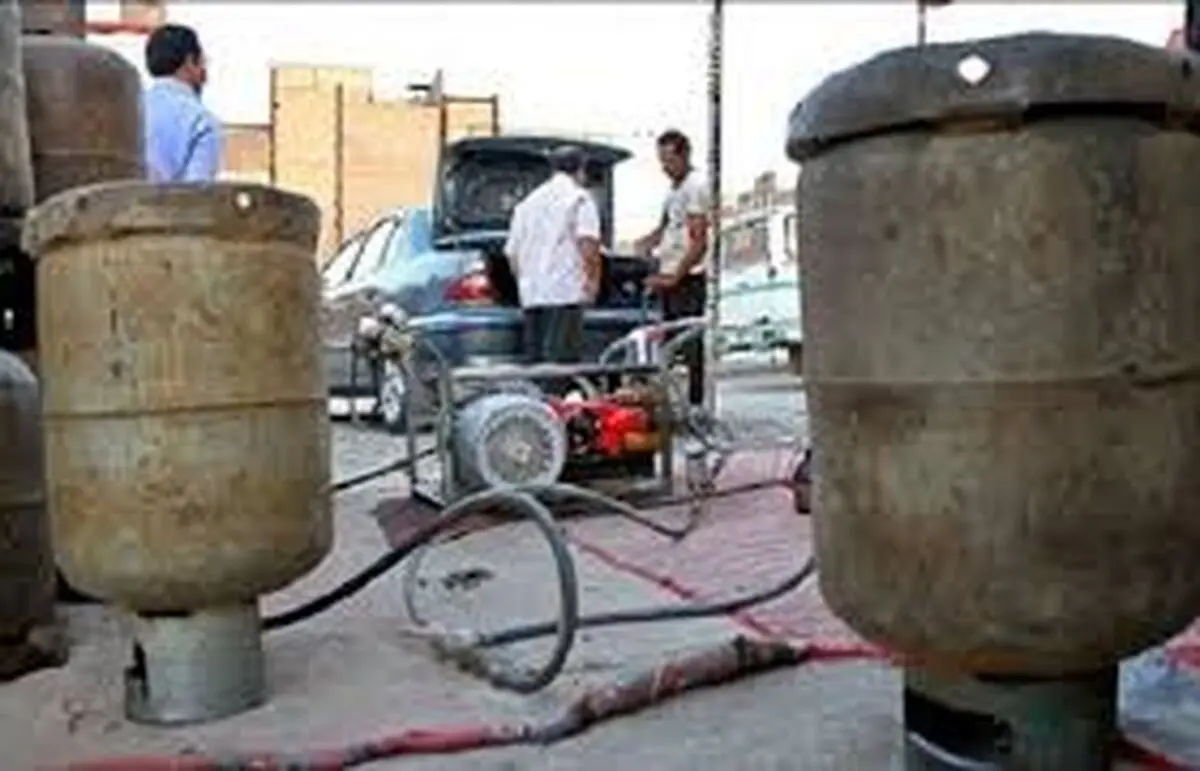 انفجار در یک مرکز غیرمجاز ال پی جی سوز کردن خودروها