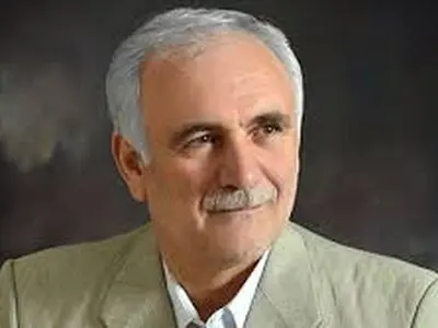 بانک‌ها در ۶ ماه اول سال قفل کرده‌اند و  بخش عمده تسهیلات را به یک عده خاص می‌دهند