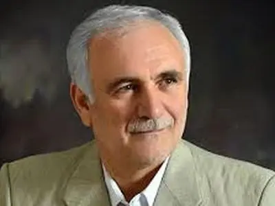 بانکها در ۶ ماه اول سال قفل کردهاند و  بخش عمده تسهیلات را به یک عده خاص میدهند