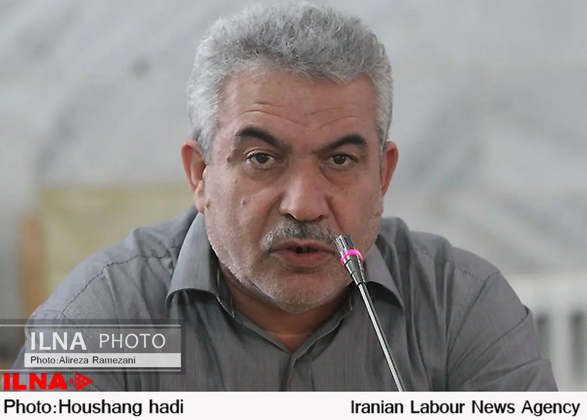 کارگران ایران به ارزان‌ترین عامل تولید تبدیل شده‌اند 