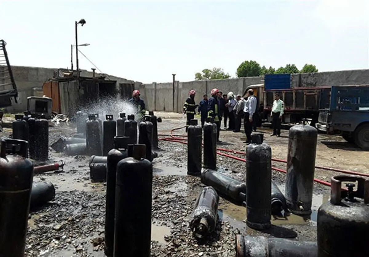 ۴ مصدوم بر اثر انفجار کپسول LPG در یک مغازه 