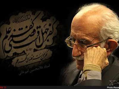 غلامحسین امیرخانی لوگوی سازمان میراث فرهنگی را می‌نویسد