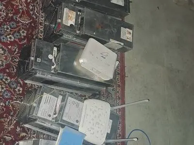 کشف ۱۳ دستگاه ماینر غیرمجاز در شیراز
