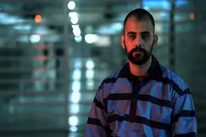 نانوایی که به یک سارق مسلح خطرناک تبدیل شد + فیلم