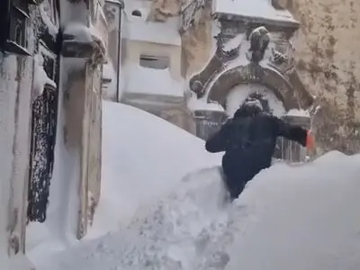 بارش برف سنگین ایتالیا، این موج از جمعه وارد کشورمون میشه ولی بارش‌هاش تو ایران به این اندازه نیست + فیلم