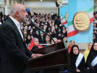 روایت وزیر کار از برنامه‌های دولت برای کارگران و نقش بی‌بدیل کارگران در ارتقای معیشت و رفاه جامعه
