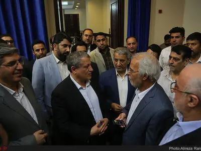 ضیافت افطار و دعای توسل در حرم امام خمینی (ره) با حضور بیت آیت الله هاشمی رفسنجانی