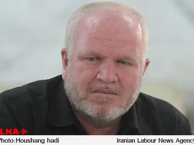 کاهش خدمات درمانی تنها در مانگاه تأمین اجتماعی بوئین زهرا