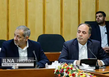 
6 میلیون تن کالای اساسی در مبادی کشور وجود دارد