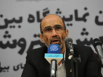 تولید نفت مناطق نفت‌خیز جنوب به ۳ میلیون و ۳۰۰ هزار بشکه افزایش/توسعه دو میدان نفتی با همکاری شرکت‌های خارجی 