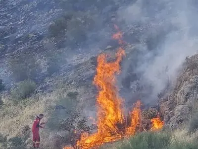 آتش سوزی کوه دراک مهار شد
