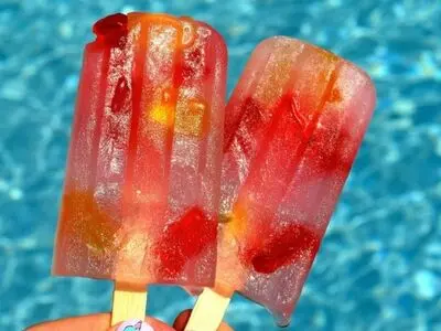 طرز تهیه پاستیل بستنی با پودر ژلاتین، شیر و خامه و لیموناد