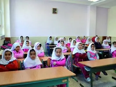 مدارس و ادارت استان قزوین فردا تعطیل نیست 