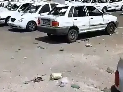 ویدیویی از حجم تخریب خودروهای شخصی اطراف محل حادثه