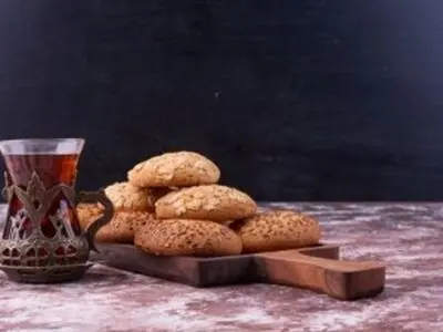 عوارض خوردن چای مانده