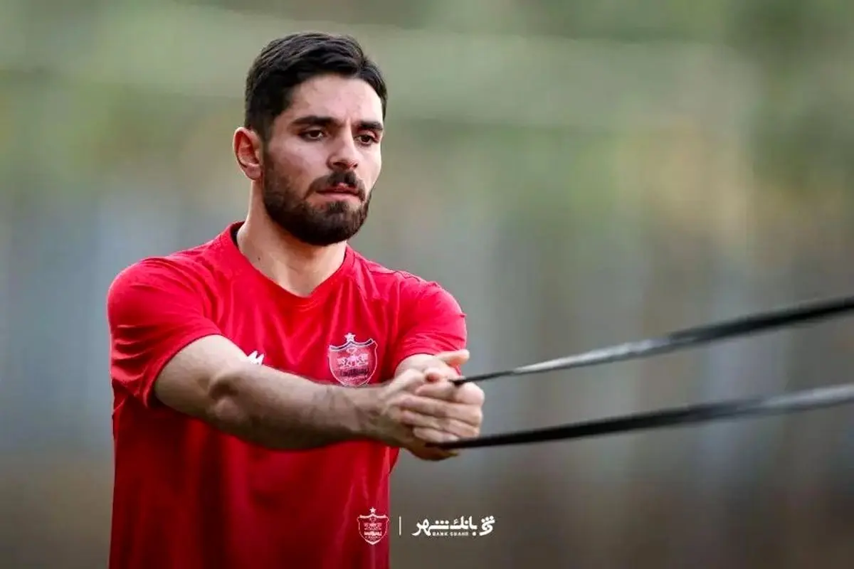 خبر خوش پرسپولیسیها: محمد عمری رباط نداده