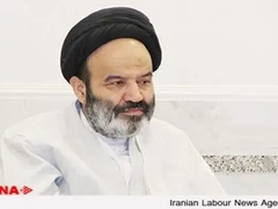 احمد‌ی‌نژاد شأنیت قرارگرفتن در جایگاه ریاست جمهوری را نداشت