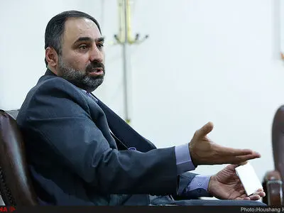ولی‌زاده:‌ بحران دی‌ماه وسیع‌ترین بحران بعد از انقلاب اسلامی بود/ بیش از ۴هزار آقازاده در انگلیس و اروپا تحصیل می‌کنند/ حدود ۶.۵میلیون نفر شغل ندارند/ نیاز به واردات مدیر داریم