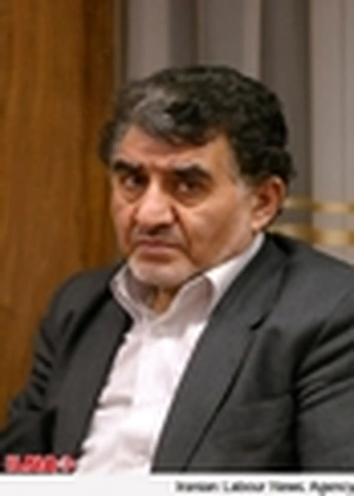 دولت توانست نوسانات کالاهای اساسی را کنترل کند