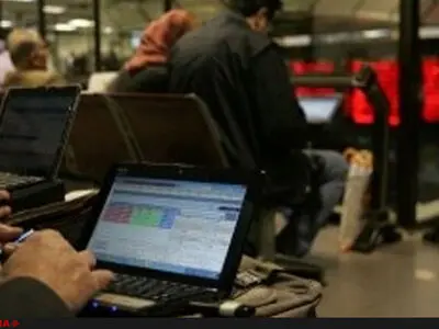 بورس در دولت یازدهم عقلایی ماند/ سهامداران خرد درگیر رفتار هیجانی انتخابات نشوند