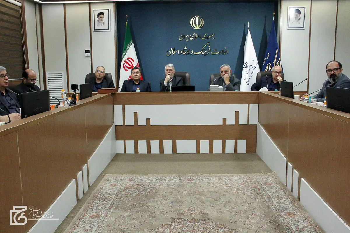 سیدعباس صالحی: همگی ما باید به اقلیم معنایی ایران کمک برسانیم